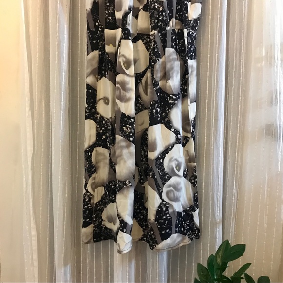 Grey Black White Silk Sleeveless Midi Dress - Picture 4 of 10